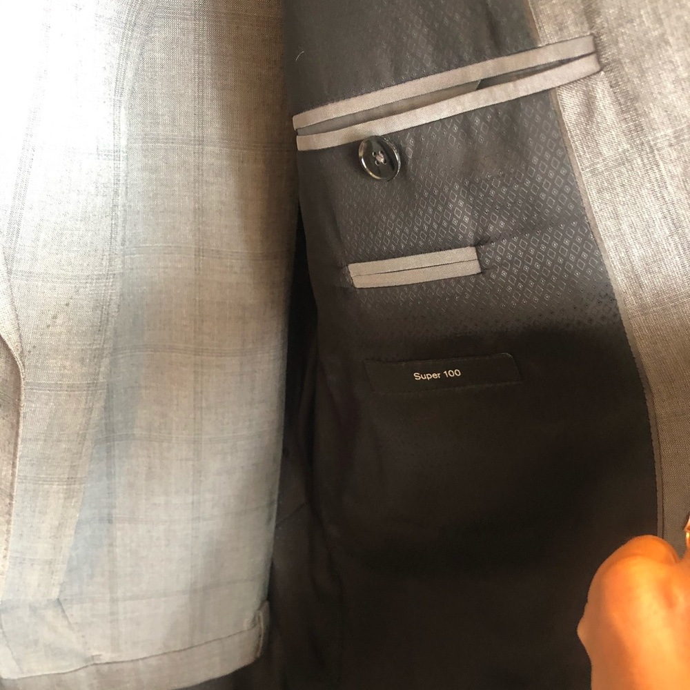 Hugo Boss Slim-fit suit in checked virgin wool - Picture 7 of 13